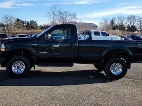 Used 2003 Ford F250 XL image 5
