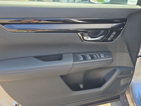 Used 2024 Honda CR-V Sport Touring image 18