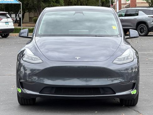 Used 2023 Tesla Model Y Long Range AWD/4WD image 8