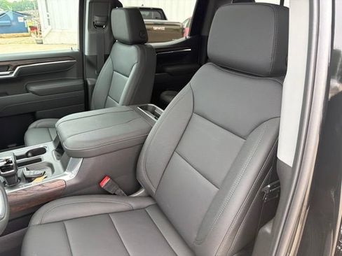 New 2026 GMC Sierra 1500 SLT w/ SLT Premium Plus Package AWD/4WD image 13