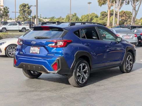 Certified 2025 Subaru Crosstrek 2.0i Premium image 5