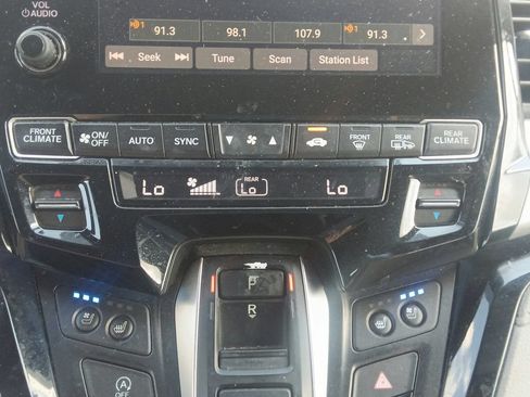 Used 2018 Honda Odyssey Elite image 28