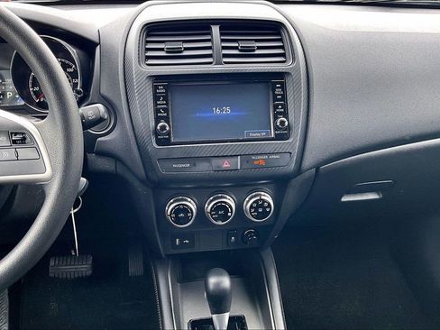 Used 2024 Mitsubishi Outlander Sport ES AWD/4WD image 6