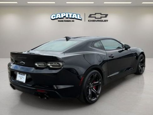 Used 2021 Chevrolet Camaro SS image 4