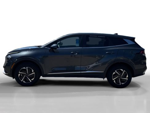 Used 2023 Kia Sportage LX AWD/4WD image 2