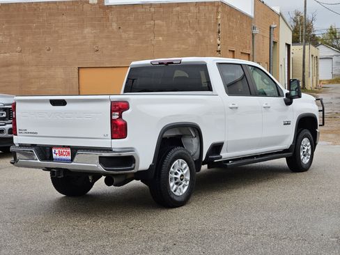 Used 2022 Chevrolet Silverado 2500 LT w/ Texas Edition image 6