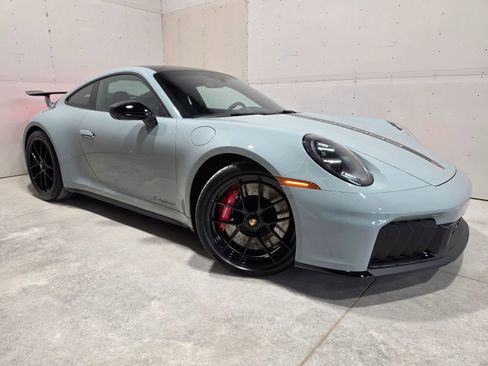 Used 2025 Porsche 911 Carrera 4 GTS AWD/4WD image 64