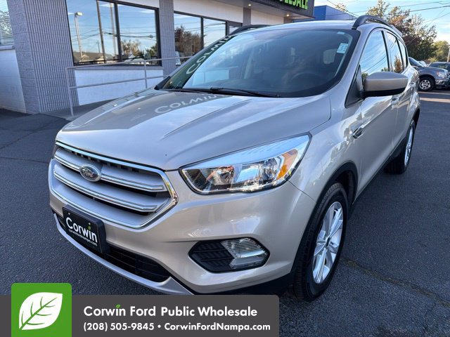 Used 2018 Ford Escape SE w/ SE Sync 3 Package AWD/4WD 360° Tour