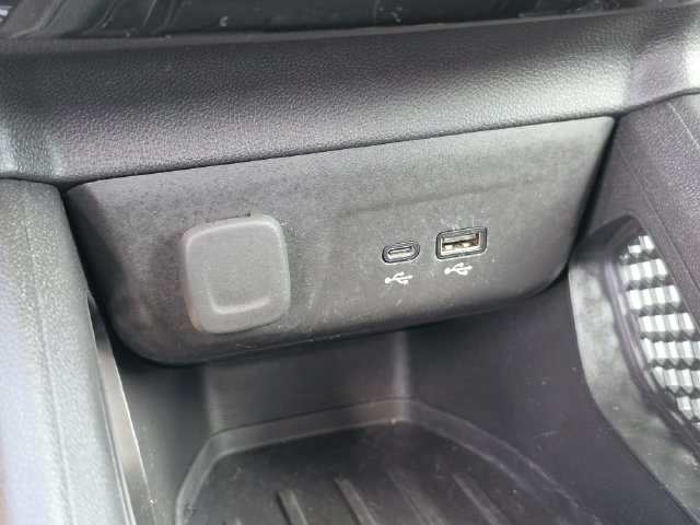 Used 2025 Chevrolet TrailBlazer LT FWD image 25