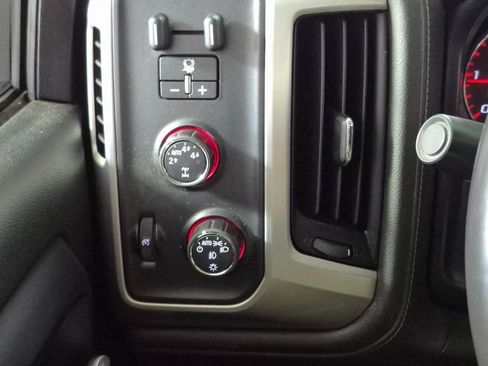 Used 2015 GMC Sierra 1500 SLE w/ SLE Value Package image 16