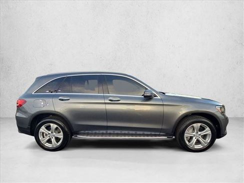 Used 2016 Mercedes-Benz GLC 300 image 4