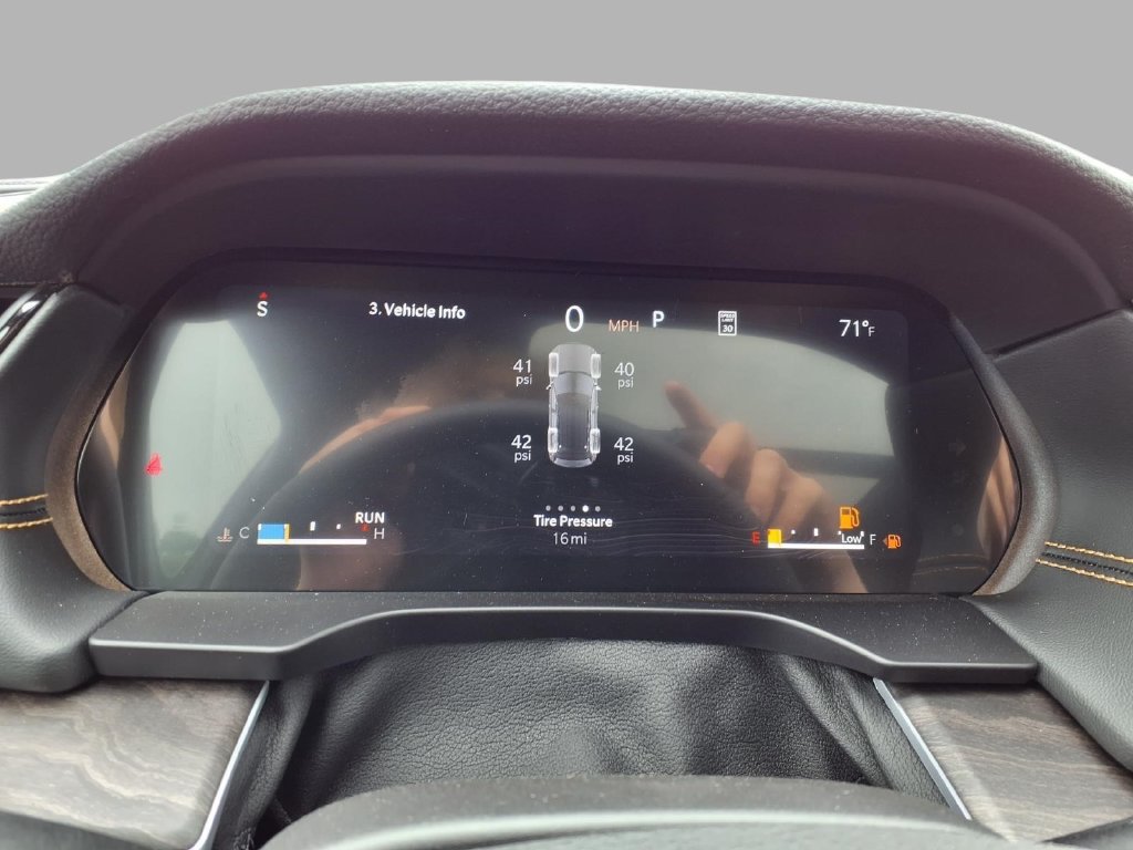 New 2026 Jeep Grand Cherokee Limited AWD/4WD image 15