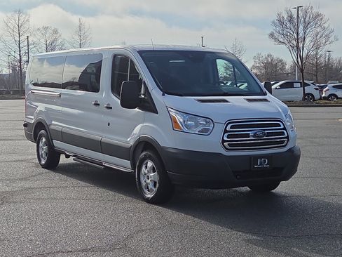 Used 2018 Ford Transit 350 XLT image 1