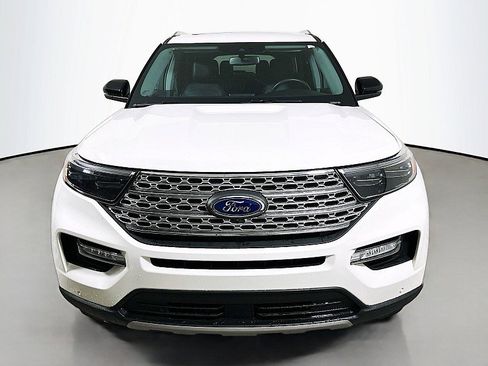 Used 2023 Ford Explorer Limited w/ Equipment Group 301A image 2
