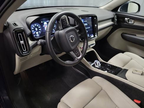 Used 2019 Volvo XC40 T5 Inscription AWD/4WD image 14