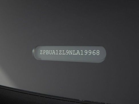 Used 2022 Lamborghini Urus image 43