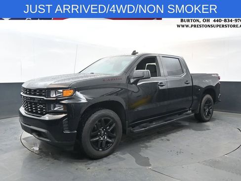 Used 2022 Chevrolet Silverado 1500 Custom w/ LPO, Blackout Package image 1