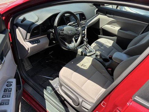Used 2019 Hyundai Elantra Value Edition FWD image 7