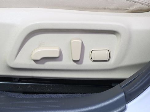 Used 2017 Subaru Outback 3.6R Limited AWD/4WD image 14