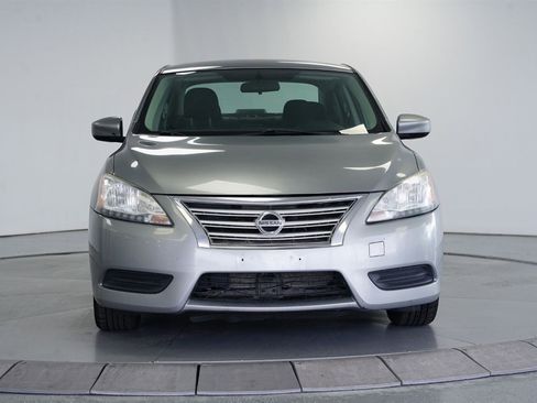 Used 2014 Nissan Sentra SV image 2