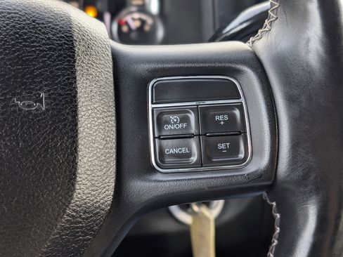 Used 2018 RAM 2500 Power Wagon w/ Luxury Group image 18