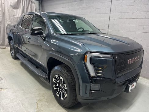 New 2026 GMC Sierra EV Elevation image 5