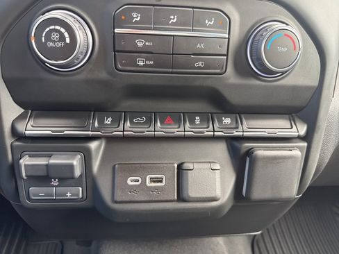 Used 2024 Chevrolet Silverado 2500 Custom w/ Custom Convenience Package AWD/4WD image 38