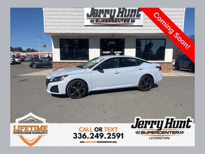 Used 2023 Nissan Altima 2.5 SR