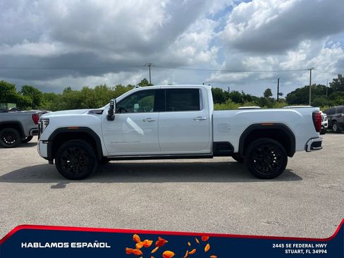 New 2026 GMC Sierra 2500 Denali w/ Denali Reserve Package AWD/4WD image 7