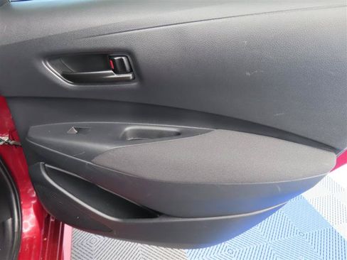 Used 2023 Toyota Corolla LE FWD image 28