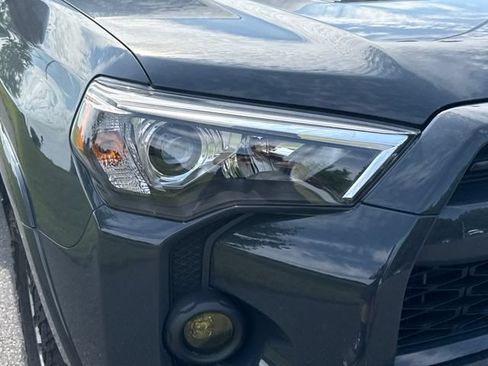 Used 2024 Toyota 4Runner TRD Off-Road Premium w/ Off Road Premium Plus Package AWD/4WD image 12