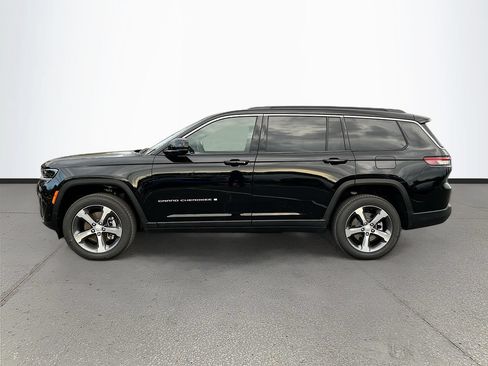 New 2026 Jeep Grand Cherokee L Limited w/ Luxury Tech Group II AWD/4WD image 4