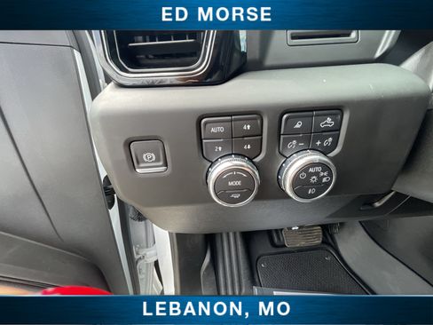 Used 2025 GMC Sierra 2500 AT4 AWD/4WD image 17