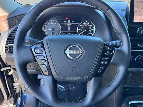Used 2024 Nissan Armada Platinum w/ Captain's Chairs Package RWD image 12