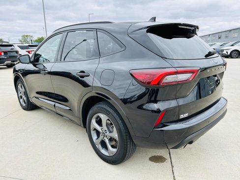 Used 2023 Ford Escape ST-Line w/ Tech Pack #1 AWD/4WD image 38