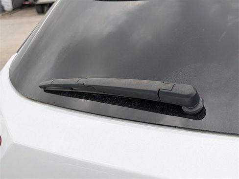 Used 2023 Chevrolet TrailBlazer RS w/ Convenience Package image 7