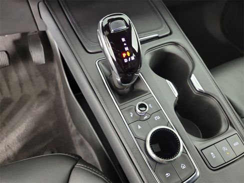 Certified 2025 Cadillac XT4 Premium Luxury image 28