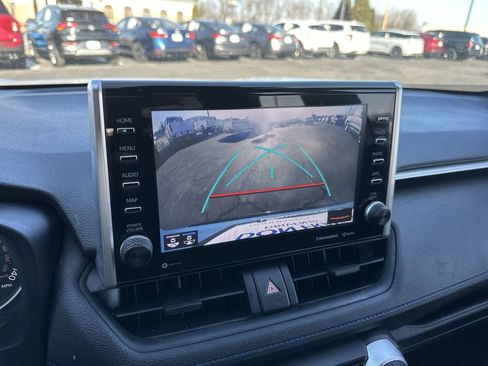 Used 2022 Toyota RAV4 SE w/ Convenience Package AWD/4WD image 17
