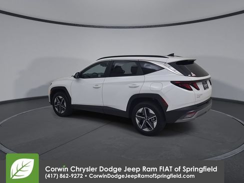 Used 2025 Hyundai Tucson SEL AWD/4WD image 10