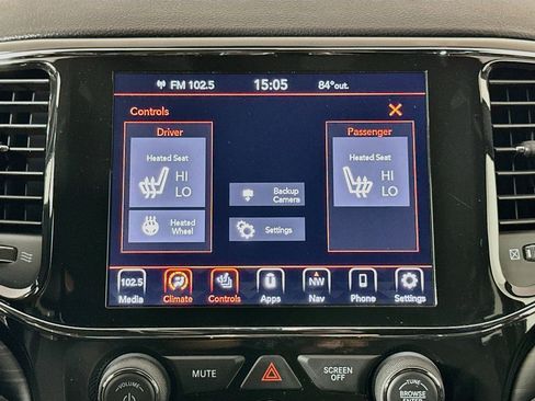 Used 2022 Jeep Grand Cherokee Laredo X AWD/4WD image 26