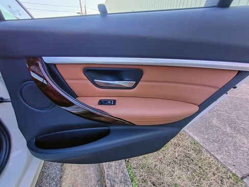 Used 2017 BMW 330i xDrive Wagon image 57