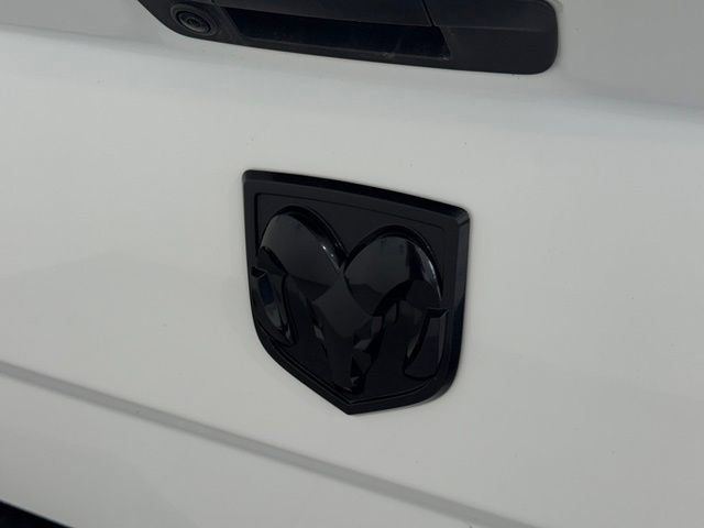 Used 2019 RAM 1500 Warlock AWD/4WD image 45