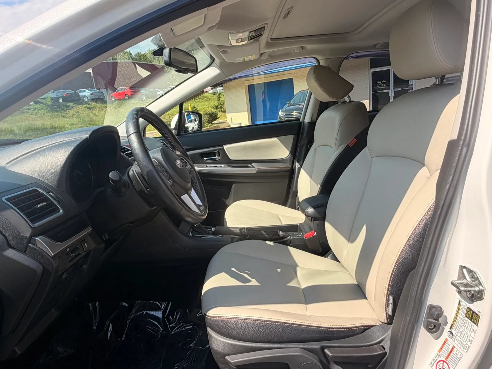 Used 2016 Subaru Crosstrek Touring AWD/4WD image 6