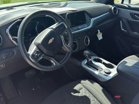Used 2022 Chevrolet Blazer LT image 11