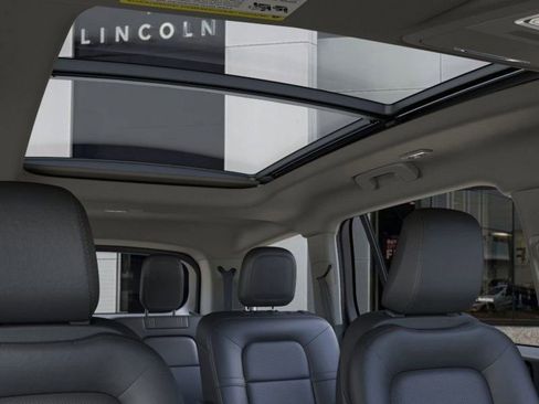 New 2026 Lincoln Aviator AWD image 22