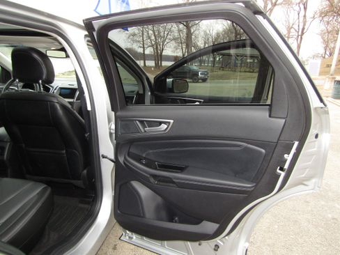 Certified 2019 Ford Edge Titanium w/ Equipment Group 301A image 26
