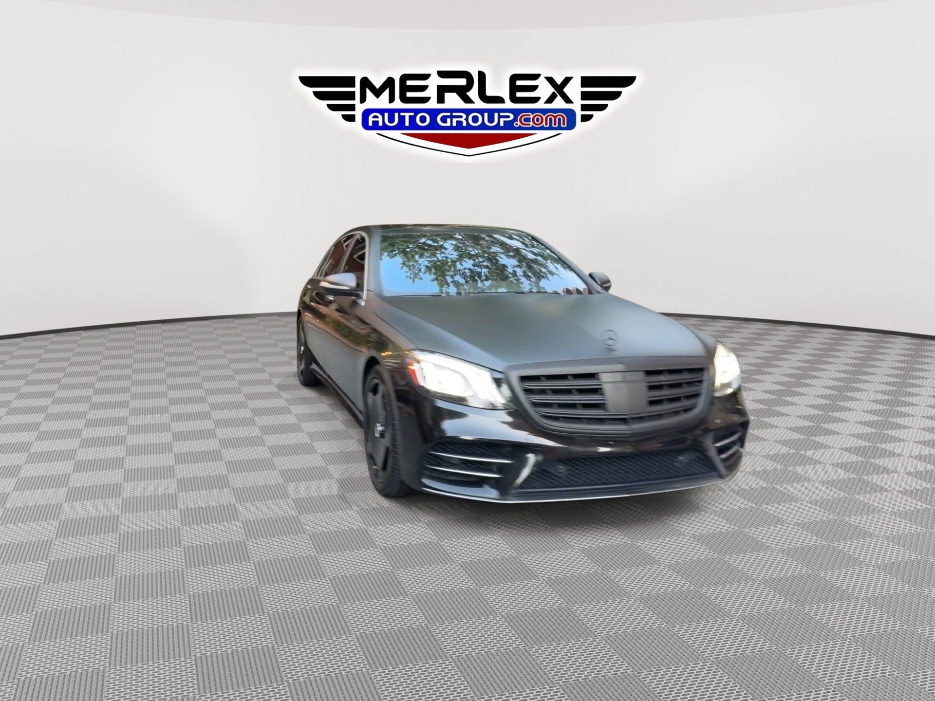Used 2019 Mercedes-Benz S 560 Sedan image 2