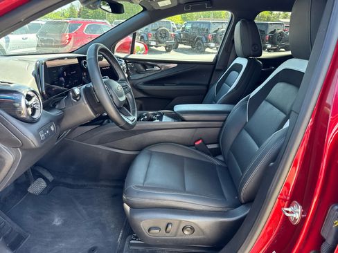 Used 2024 Chevrolet Blazer EV LT AWD/4WD image 20