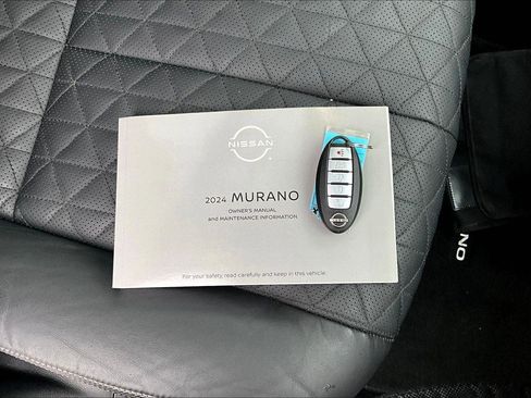 Used 2024 Nissan Murano Platinum w/ Cargo Package image 11