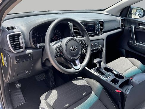 Used 2018 Kia Sportage LX FWD image 16